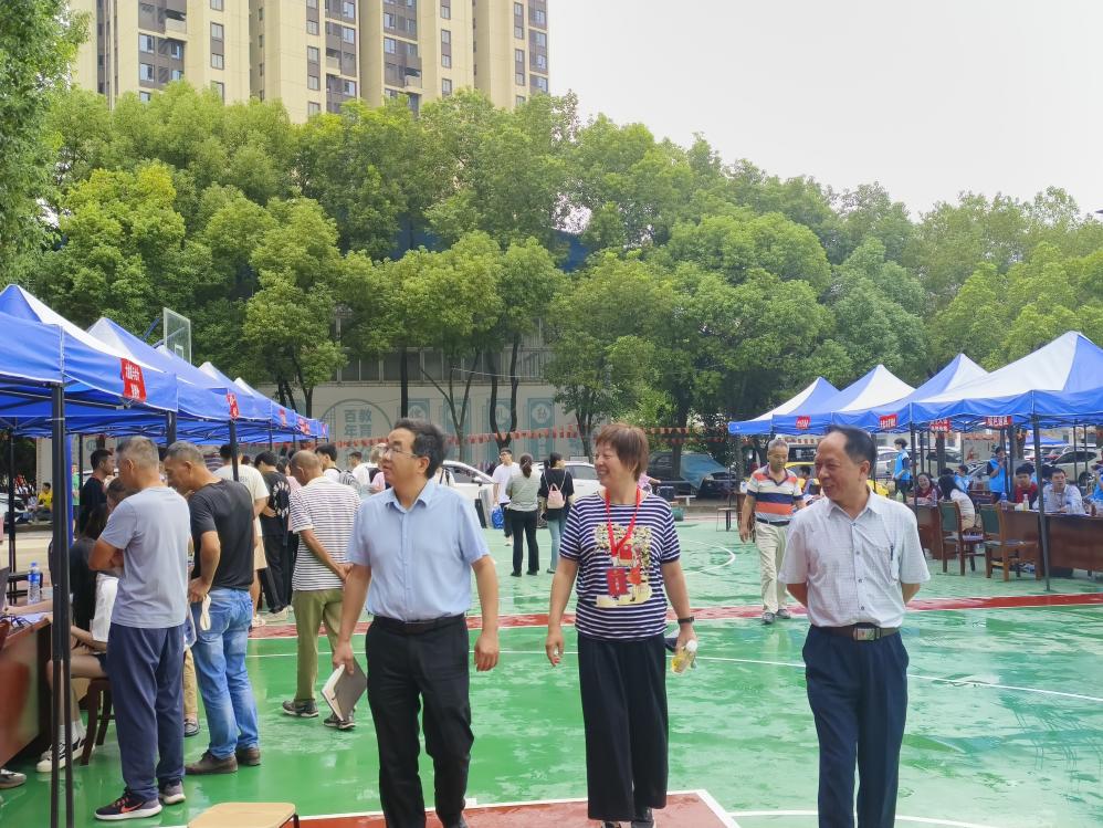 白菜官网顺利开展迎接2023级新生报道工作 白菜官网顺利开展迎接2023级新生报道工作