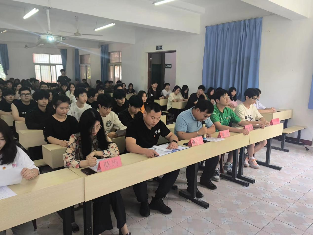 青春心向党，奋斗新征程 ——999策略白菜手机论坛第五期团课结业典礼暨入团仪式