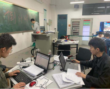 祝贺白菜官网在2019“捷安杯”职业技能大赛(车辆控制学生组)湖北省预赛获得优异成绩 祝贺白菜官网在2019“捷安杯”职业技能大赛(车辆控制学生组)湖北省预赛获得优异成绩
