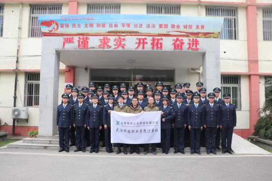白菜官网举行2019级深圳地铁订单班开班仪式 白菜官网举行2019级深圳地铁订单班开班仪式
