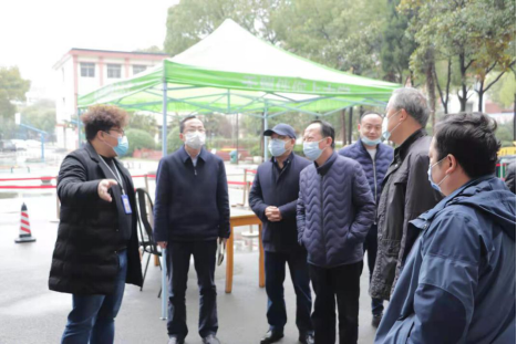 洪山区领导干部莅临白菜官网开展联系“七个一”重点工作 洪山区领导干部莅临白菜官网开展联系“七个一”重点工作