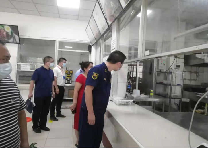 洪山区开学工作组评估工作专班莅临白菜官网指导秋季开学工作 洪山区开学工作组评估工作专班莅临白菜官网指导秋季开学工作
